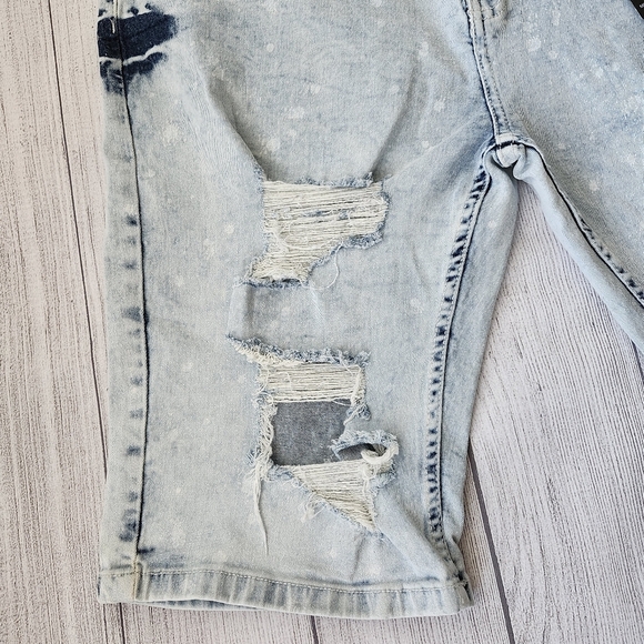 Plus Size Men Light Blue Distressed Denim Biker Shorts - Skinny Fit - Picture 5 of 15